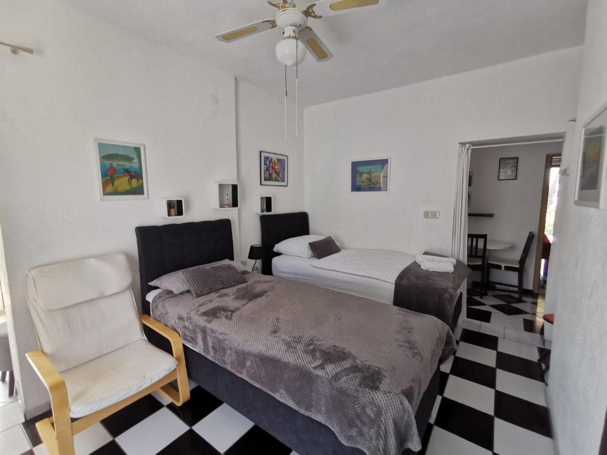 Apartmani Nata Maslinica Exterior foto