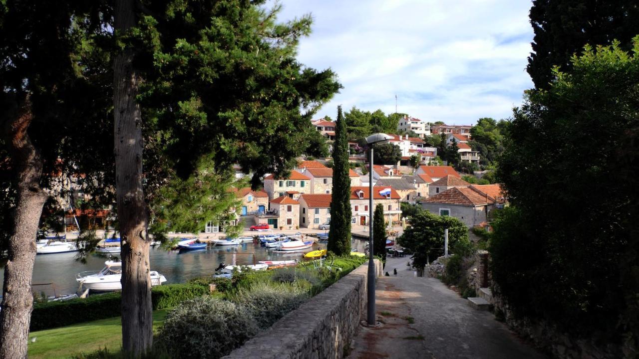 Apartmani Nata Maslinica Exterior foto